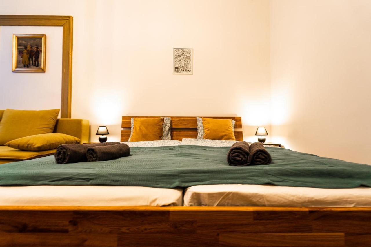 Palace Quarter Suite บูดาเปสต์ ภายนอก รูปภาพ