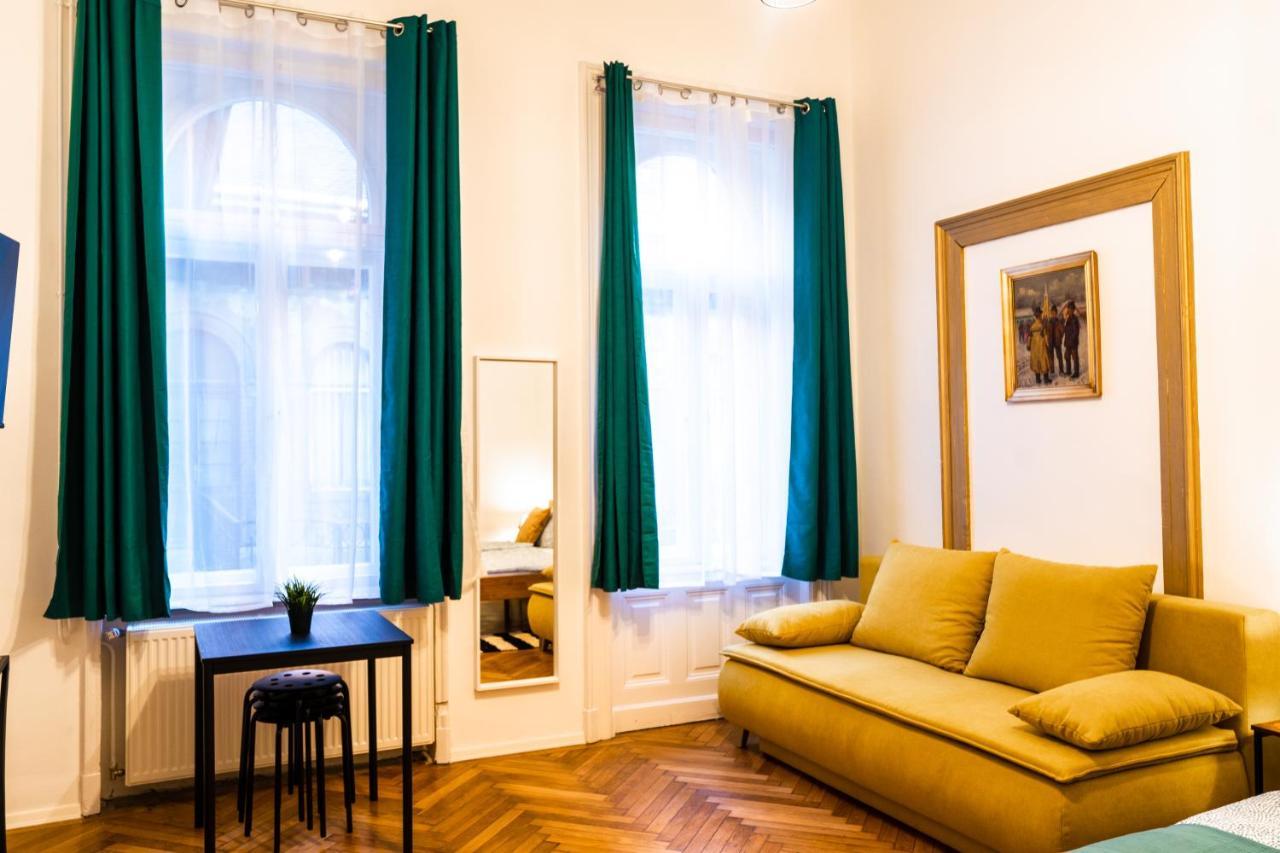 Palace Quarter Suite บูดาเปสต์ ภายนอก รูปภาพ
