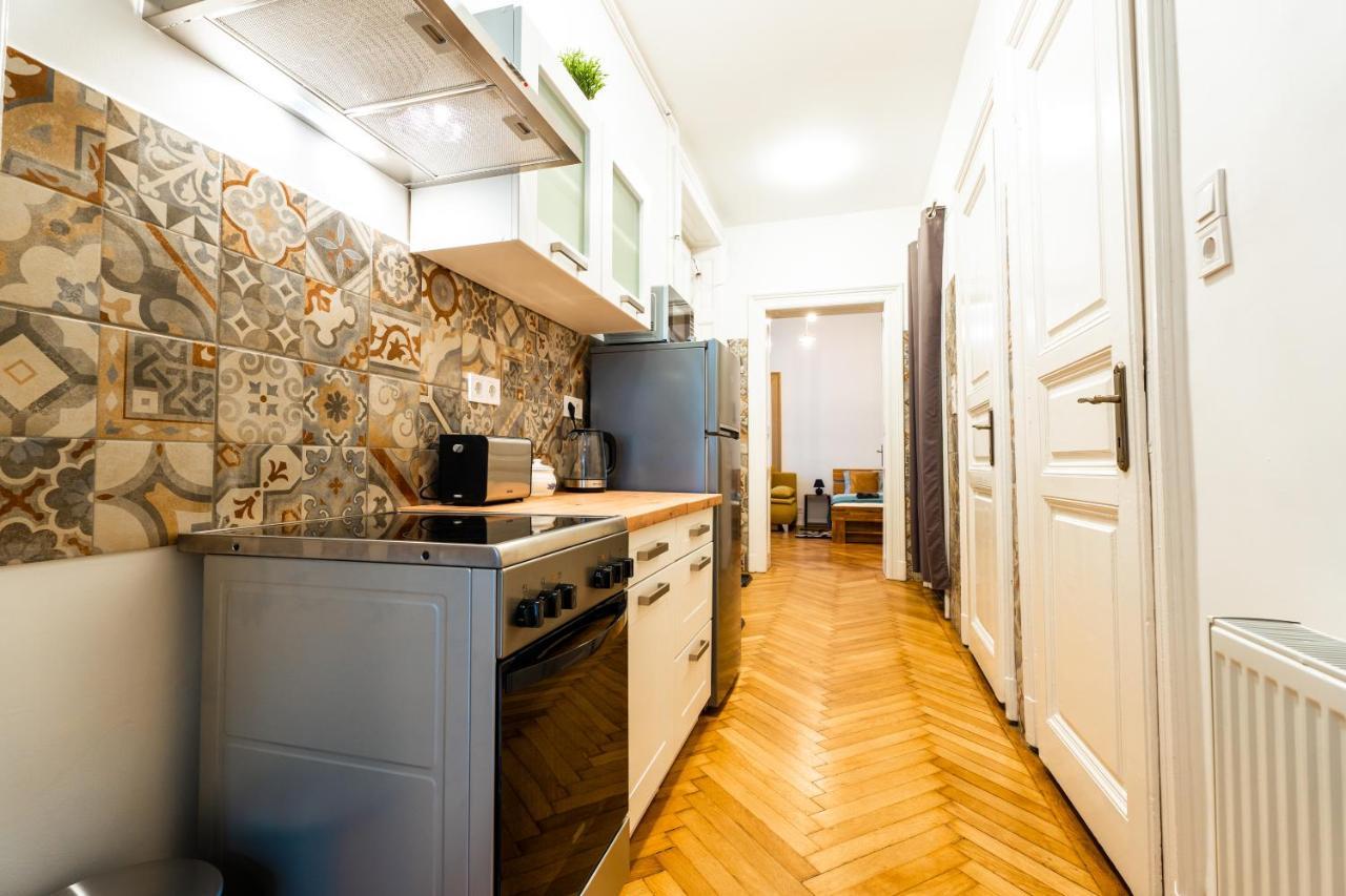 Palace Quarter Suite บูดาเปสต์ ภายนอก รูปภาพ
